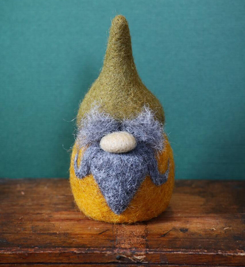 Turntable Chubby Forest Gnome